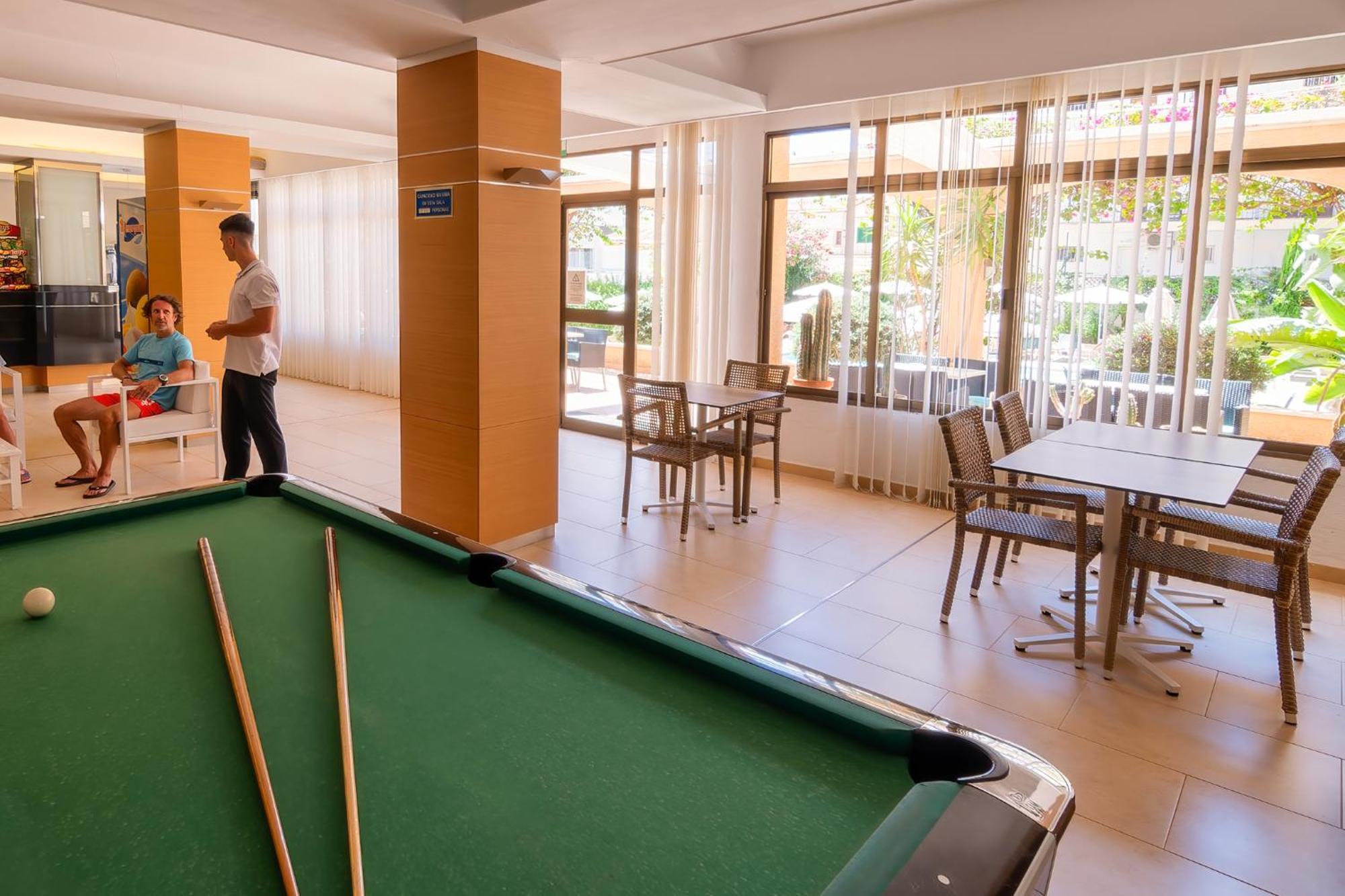 Apartamentos Isla Del Sol Can Pastilla  Dış mekan fotoğraf