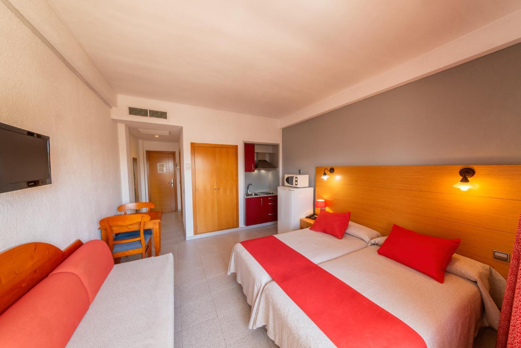Apartamentos Isla Del Sol Can Pastilla  Dış mekan fotoğraf