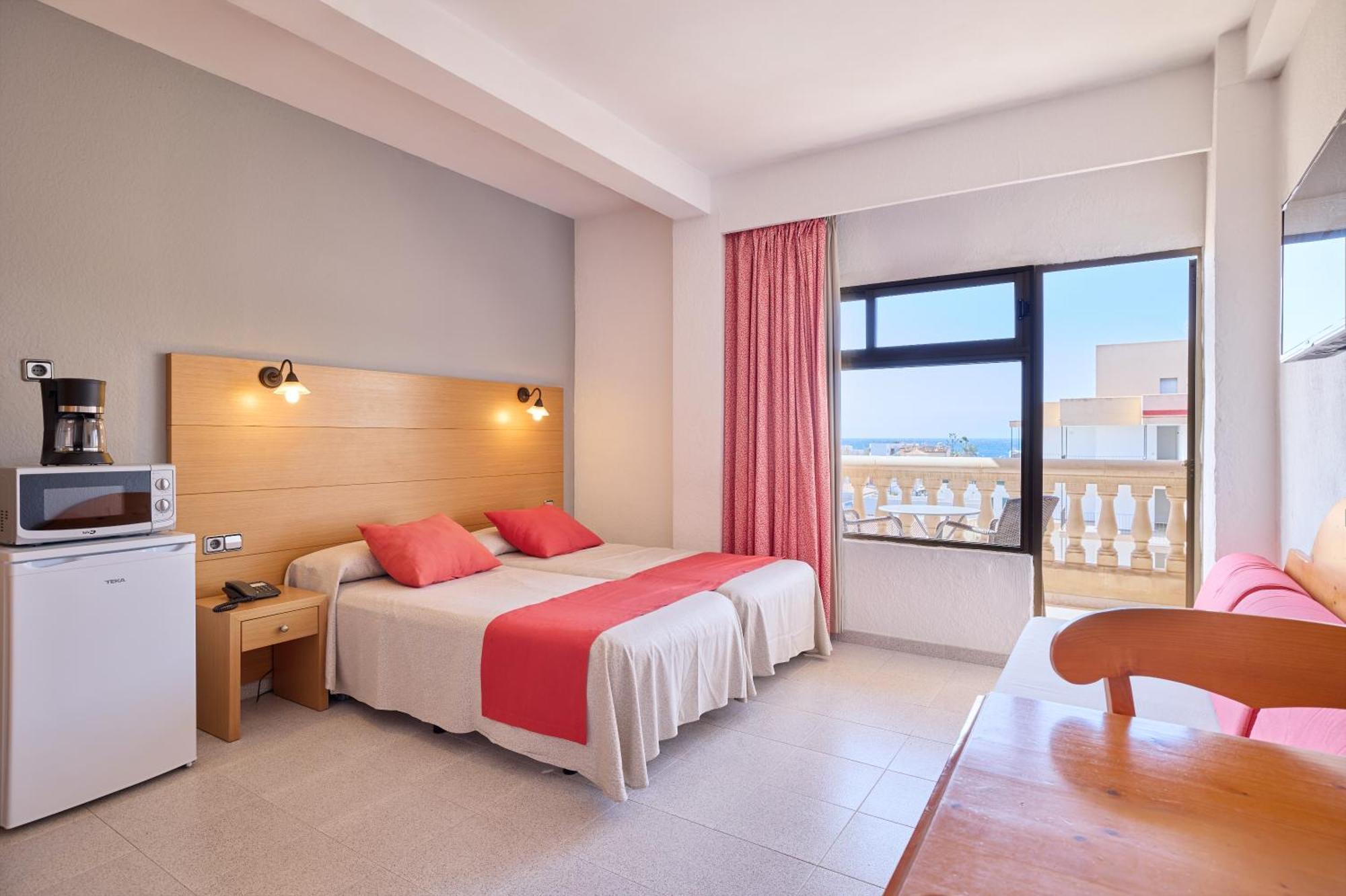 Apartamentos Isla Del Sol Can Pastilla  Dış mekan fotoğraf